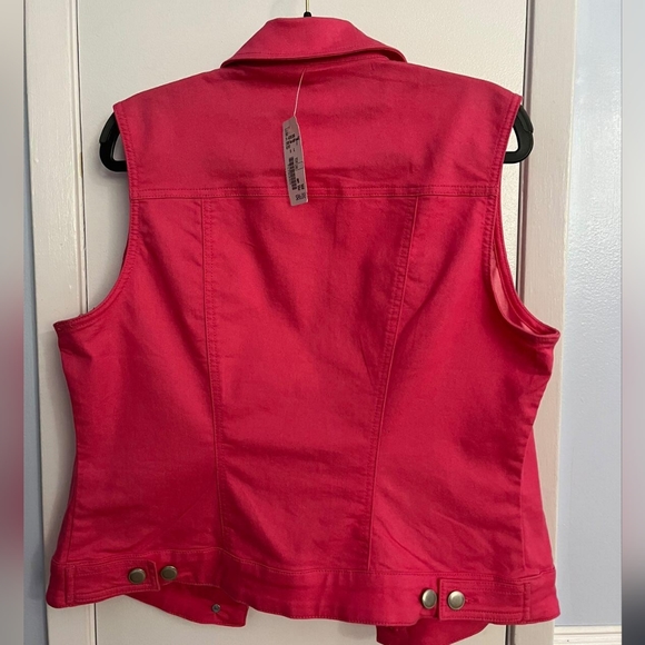 Med Barbie NWT Pink Denim Tribal Vest Cowgirl Costume - Picture 2 of 3